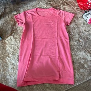 Lululemon swiftly tee